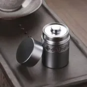 🍒店主推薦🍒 金屬 茶葉罐 迷你 密封 儲物罐 便攜 小茶倉 龍珠 茶具 回紋 內蓋 復古風8.10