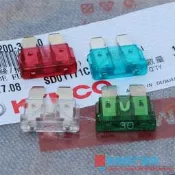 台灣光陽原廠 彎道王180 賽艇250/300/400 王道 AK550 保險絲#俊鵬機車
