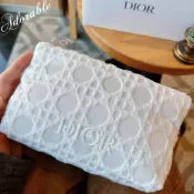 💕Adorable💕【DIOR BEAUTY】迪奧美妝CAPTURE組合贈品🤍純淨優雅藤格紋毛巾化妝包/手拿包/收納包