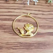 【DIY】36*34mm 金色 合金 玫瑰花環 掛飾【2個15元】【10993】