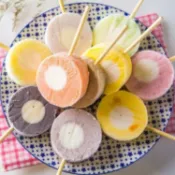 神腦生活 【DOZO嚴選】菖樺台灣日本冰-創意綜合冰品禮盒x1盒(15入/盒 芋頭x2+紅豆x2+花生x2+巧克力x2+芒果x2+百香果x1+草莓x1+酸梅x1+情人果x1+乳酸x1) 冰棒 雪糕 冰 中秋禮盒 中秋贈禮 中秋送禮 拜年 春節 送禮 年貨 過年【玉山信用卡+APP下單最高9%回饋★領券再折】
