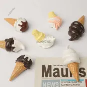 ✨可開發票#仿真甜筒冰淇淋冰箱貼微縮創意3d立體洞洞闆磁貼可愛ins風擺攤#免運費