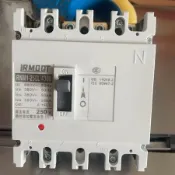 阿嫲的百寶屋 塑殼低壓空氣開關斷路器RNM1-250/4300 250A 3P 上民{鑫弘-工葉電器}可開發票