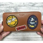 全新Coach棕色米奇徽章拉鍊長夾