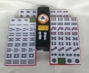【小工人】34mm麻將 體積加大 字體明瞭 與好友相約摸個幾圈 方城之戰 益智娛樂