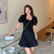 愛依依 泡泡袖連身裙 收腰洋裝  魚尾裙 S-2XL夏季法式初戀小個子氣質短裙子-5080.