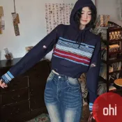 【ohi】復古條紋撞色連帽毛衣  破洞短版長袖針織衫  寬鬆休閒百搭上衣女(XGWB823)