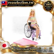 日本直送・品質保證 芭比 Barbie 時尚玩家 輪椅女孩娃娃 彩虹連身褲 22關節可動 HJT13 100% 日本正品