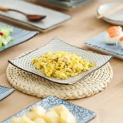 協貿國際日用品生活1館 日食 方形陶瓷盤子 日式和風釉下彩家用壽司餃子盤菜盤魚盤