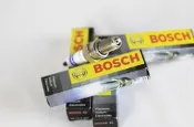 xz旭展 BOSCH銥鉑金火星塞UR2CI30/UR3AI30 同CR7E/CR8E/CR7HSA非NGK/aRacer