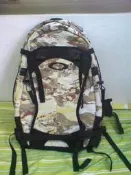 便宜賣 全新 2000 即售  OAKLEY  高級 後背包 迷彩 (FALLEN後背包可交換, PORTER , NIKE , ADIDAS , UNIQULO 可參考)