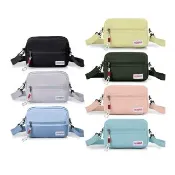 【AMERICAN TOURISTER 美國旅行者】CARTER 潮流輕量多夾層斜背包/斜肩包/側背包/單肩包/小包(多色可選)