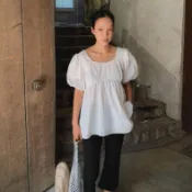 正韓【預購】女生百搭休閒素面泡泡袖裙擺上衣 炭灰 乳白【08.05】東大門-M17747