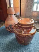 二手物品，陶瓷豬油罐+日本鹿兒島陶土燒酒瓶，兩樣物品打包一起賣