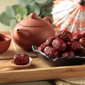 (店+)【赤柑食品】若羌紅棗  300g 『即食 紅棗』(蜜餞 果乾 紅棗 異國水果 水果乾 中國 新疆 即食 無添加)