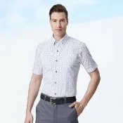 【pierre cardin 皮爾卡登】男襯衫 進口素材合身版防皺夏季清爽印花短袖襯衫_白底小變形蟲(73251-30)