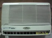 西屋....0.8噸窗型冷氣機220V.....6500元裝到好..9成新