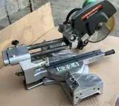 【有中-日本外匯品】日立 HITACHI C8FB 8吋 216mm 雙軌/滑軌 多角度 切斷機｛K224}