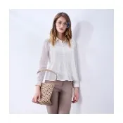 【Le Polka】細緻薄棉蕾絲上衣-女