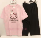 §A-mon日本雜貨屋§日本進口限定販賣 三麗鷗Sanrio凱蒂貓Hello Kitty*成套睡衣*短袖居家服*LL現貨