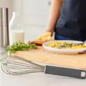 《KitchenAid》美國 不鏽鋼打蛋器(岩灰27cm) | 攪拌棒 攪拌器