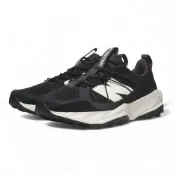 (店+)【NEW BALANCE】NEW BALANCE 慢跑鞋 TEKTREL 黑白 寬楦 越野鞋 女 WTTTRSCK