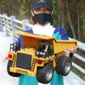 協貿國際日用品生活11館 兒童玩具工程車系列男孩遙控貨車自卸車汽車模型合金仿真電動玩具