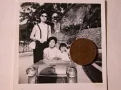 一枚珍藏早年兒童樂園兒童玩具小車黑白照片 (舊品)