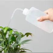 ◀飛翔網購生活►250/500/1000ml擠壓式澆水瓶 澆水壺 多肉水壺 噴瓶 擠壓罐 園藝工具 噴壺 按壓瓶 擠壓瓶