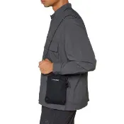 【Mammut 長毛象】Alto Pouch 2 2L防潑水輕便側背包 黑色 #2810-01560