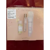 Laura Mercier 蘿拉蜜思 奇幻魅力琥珀香草禮盒潤膚乳30ml+沐浴油30ml+淡香精10ml
