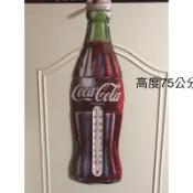 《大大狗》收藏品復刻版 coca-cola可口可樂超大溫度計 鐵製掛牌 高75公分.寬22公分.厚3公分 大大狗
