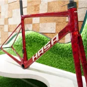 (店+)【HASA】小宇單車HASA DEROMA 車架 碳纖維公路車車架 熔岩紅M