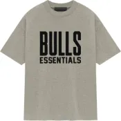 (店+)125AL244104F Fear of God Essentials NBA 聯名款 NBA-allstar S/S TEE - BULLS 芝加哥公牛隊 字母印花圖案圓領短袖T恤 男女同款