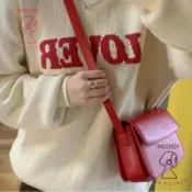  一般無趣 夢露 小衆高級單肩斜跨日韓系復古紅色小方包女【新款包包】