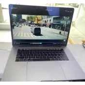 MacBook Pro 15吋 A1990不開機 不過電 主板故障維修 進水維修 電池膨脹 無法充電 開機白蘋果 螢幕破