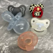 香草奶嘴 nuk us優生奶嘴 bibi 小獅王奶瓶保存蓋