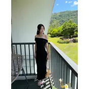 OBEMAY 兩穿露肩黑色長洋裝 修身抓皺 一字領 斜肩 氣質洋裝 約會洋裝 渡假洋裝 晚宴尾牙 現貨