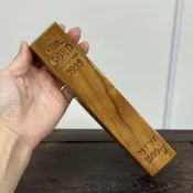 天然原木 台灣黃金肖楠木 榴紋閃花 原木刻字 9999金條 招財進寶 擺件 ~~ 天然紋路 獨一無二 沉水 包漿油殼 K