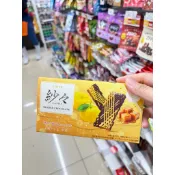 日本🇯🇵 紗紗 lotte 黑蜜 日本票選第一名的紗紗草莓巧克力