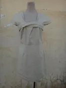楹 ~ 正品 iROO 駝色 簡約剪裁 彈性洋裝 size: 38