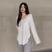 正韓【預購】女生素面百搭慵懶弧形衣擺設計顯瘦上衣T恤 灰 乳白 米 黑【09.24】東大門-M18578