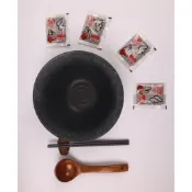 👻進口商直營 👻❤️買一送一 ❤️效期11/26 日本原裝進口拉麵湯底 -博多豚骨湯頭 豚骨濃縮湯底稀釋即可食用