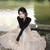 💗AC✨半身裙女海島綢面大裙擺波光粼粼鬆緊高腰A字仙女裙 綢面半身裙 高腰A字裙 仙女裙