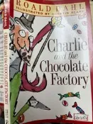《Charlie and the Chocolate Factory 》0141301155 【小熊家族】