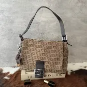 Fendi 芬迪 肩背包經典FF老花×Mamma Baguette包型×大FF金屬扣