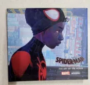 【買動漫】蜘蛛人：新宇宙 電影美術設定集 (畫冊) Spider-Man: Into The Spider-Verse: The Art of The Movie
