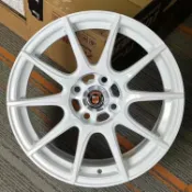 類 OZ N719GS鋁圈15寸白色 15寸7j et40  適配多種4-100孔距車型安裝