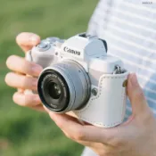 台現🚚 適用佳能Canon 200DII R7 R10 R8 R50 R6II 相機包 保護套 皮套 底座 微單 防刮