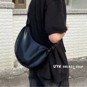 【 UYK 】現貨推薦🔥韓系皮質黑色斜跨單肩包 郵差包 餃子包 防水包 男女包 皮革包